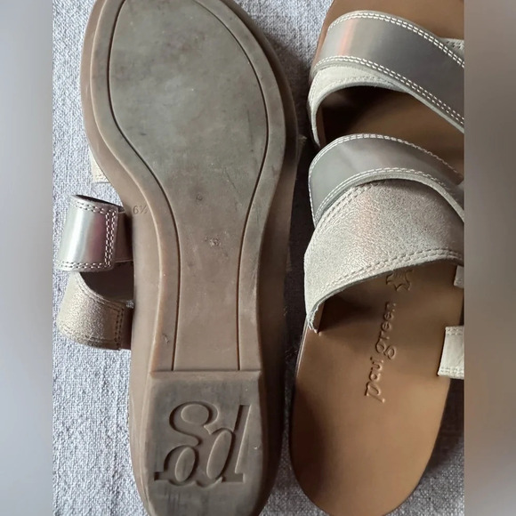 Paul Green Venice champagne metallic leather sandals US size 9 - Picture 3 of 5